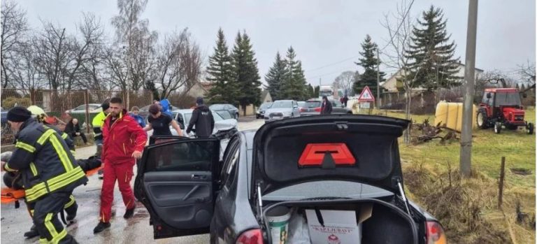 u teskoj nesreci koja se dogodila na magistralnoj cesti tomislavgrad - posusje a gdhje je doslo do sudara dva automobila i kamiona povrijedjeno je 6 osoba