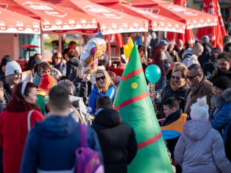 Tuzla_praznicna_carolija