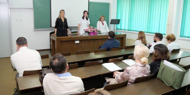 u ukc tuzla pocela sa radom prva skola ultrazvucne dijagnostike dojke
