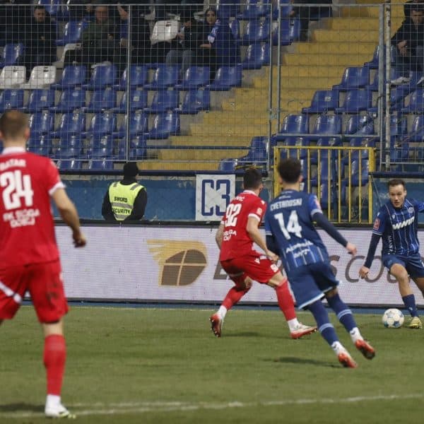 zaostala utakmica 15 kola wwin lige bih fk zeljeznicar - fk sloga