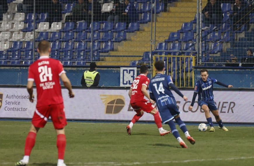 zaostala utakmica 15 kola wwin lige bih fk zeljeznicar - fk sloga
