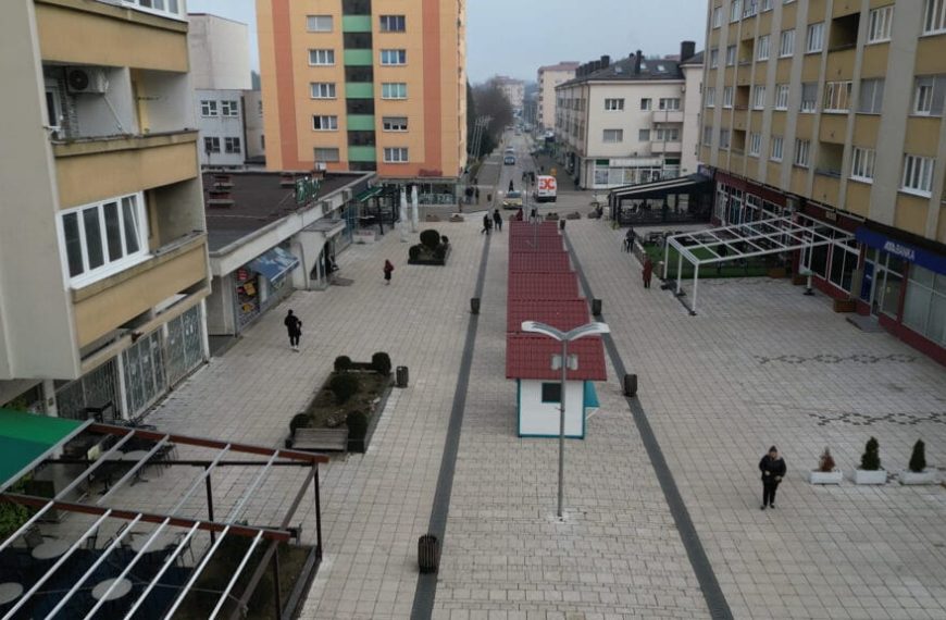 po prvi put u banovicima je organizovana manifestacija povodom decembarskih praznika zimski grad