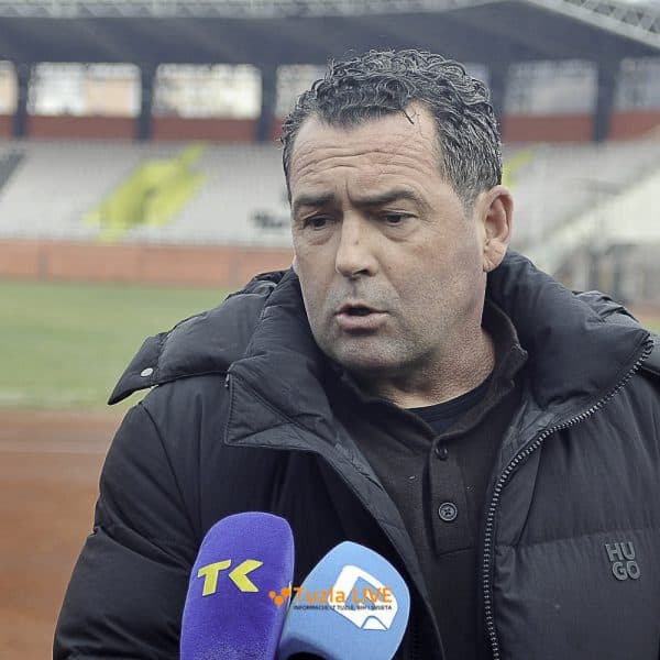 Karić izvršio prozivku igrača Slobode, prvi trening na stadionu u Simin Hanu (Foto)