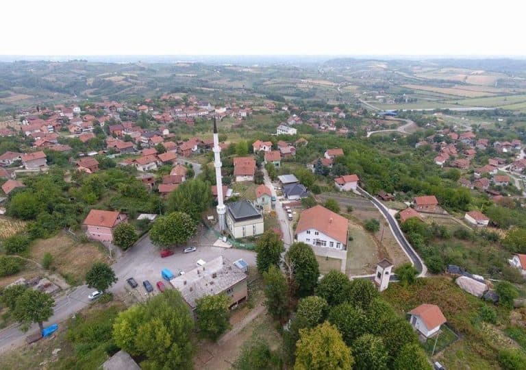 federalno ministartstvo ok87olisa i turizma i opcina celic sklopili su sporazum o saradnj upravljanja otpadom i turizmu u ovoj opcinii