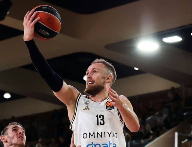 dzanan musa se nakon duze vremena veceras vraca na parket i nakon povrede ponovo ce zaigrati zaekuiupu dubaia