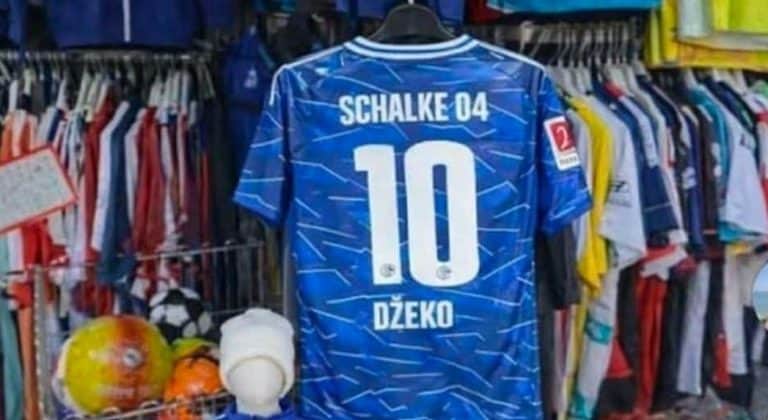 dres shalcke sa prezimenon dzeke pojavio se na pijaci arizona i prije nego je naš napadac potpisao ugovor sa njemackim klubom