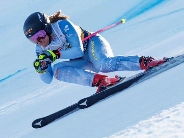 elvedina muzaferija je u spustu koji je vozen u taravisiju u poredku svjetskog kupa zaizela 45 mjesto