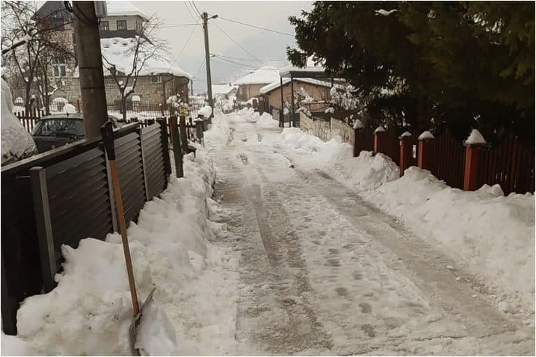 vasa pisma, Vakufska ulica, snijeg, smece