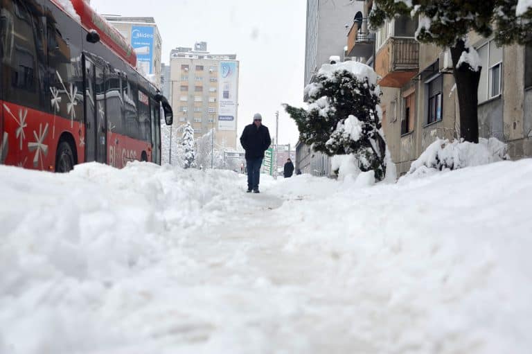 danas se u bih ocekuje pretezno do umjereno oblacno vrijeme bez padavina rosulja moguca na jugozapadu zemlje