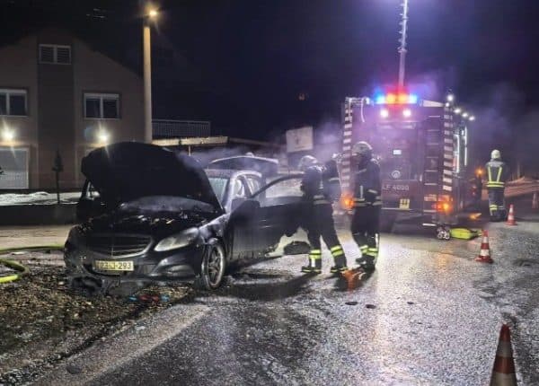 Tri požara u Tuzli i Banovićima: Gorjeli automobil, garaža i dimnjak