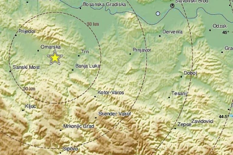 tokom noci bih je pogodio zemljotres jacine 3.2 stepena po rihteru epicentar zabiljezen u blizini banja luke osjetio se i u drugim gradovima ali i u hrvatskoj