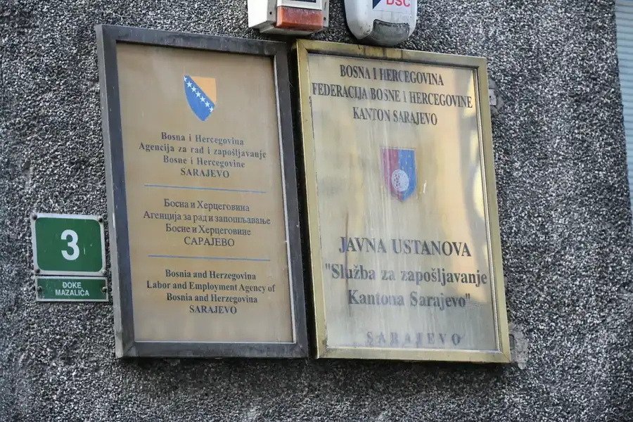 Pretresi u Službi za zapošljavanje Kantona Sarajevo zbog sumnje na korupciju