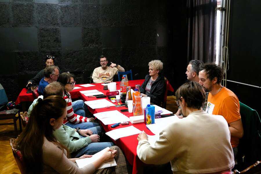 NP Tuzla, Predstava koja je posla po zlu