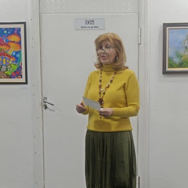 izlozba sjecanje na snove autorice zinaide katanic otvorena je sinoc u centru za kulturu tuzla