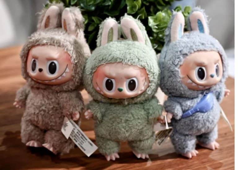 prodaja labubu lutke kineske kompanije pop mart premasila je 100 miiona komada sirom svijeta u 2025 godini