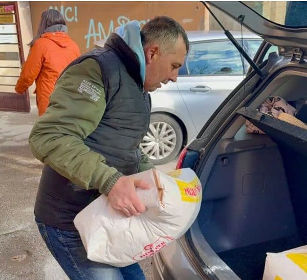 Počela distribucija ramazanskih paketa Udruženja Pomozi.ba na području TK