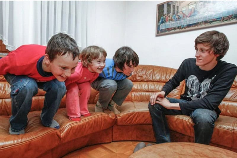 fotografija porpdice prevc tacnije petera domena nike i cenea koji ukupno imaju deset olimpijskih medalja i jedna su od najuspjesnijih sportskih porodica