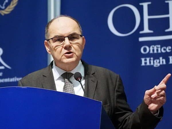 Schmidt dao Amidžiću rok od 24 sata da deblokira novac za izborne tehnologije