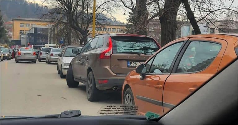 taksi, stand, Dom zdravlja