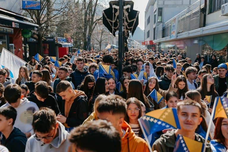 ucenici sirom tk obiljezili dan nezavisnosti bih