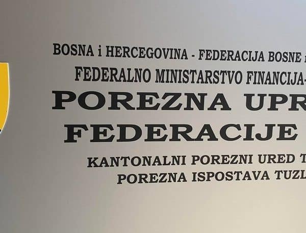 inspektori porezne uprave fbih u kontrolama u tk zapecatili sest objekata i naplatili kazne u iznosu od 55.500 km