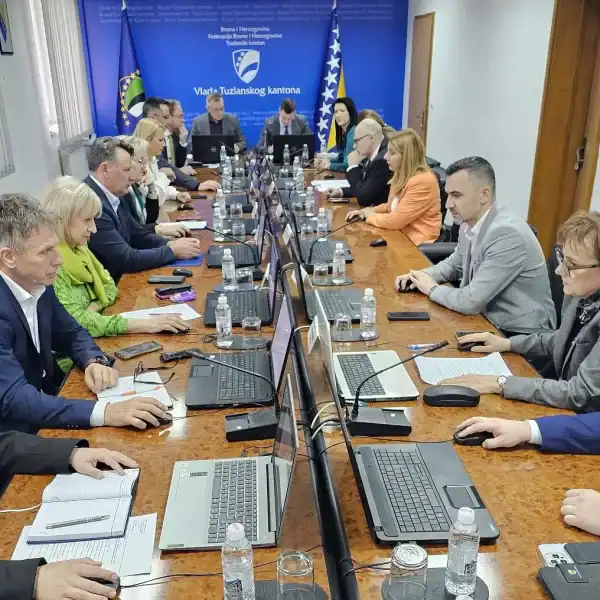 Vlada TK usvojila plan rada za 2026: Fokus na infrastrukturi, zdravstvu i obrazovanju