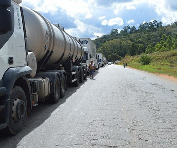 Prevoznici “radikalni”: Od ponedjeljka gorivo neće ući u BiH!