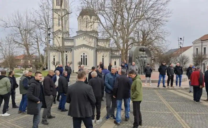 Napeto u Derventi: Za danas najavljena smotra “bojovnika” HVO, na mjesto došli bivši vojnici VRS-a