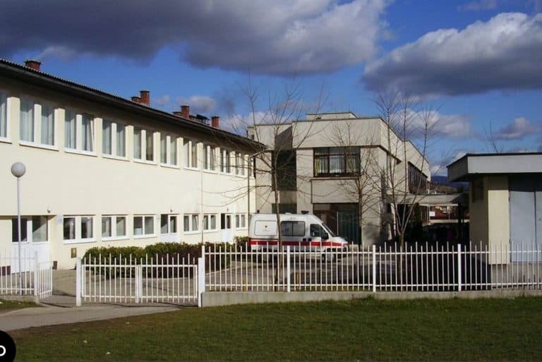 dijete predskoilskog uzrasta preminulo u visokom od meningokokne sepse