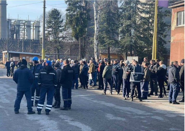 aktivnosti na zaposljavanju bivsih radnika koksare pokrenuli su kantonalna privredna komora vlada tk ministarstvo privrede i sluzba za zaposljavanje tk