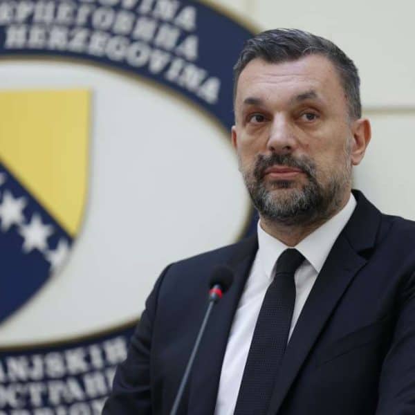 MVPBiH u kontaktu s ambasadama: Građanima dostupne hitne linije pomoći 24/7