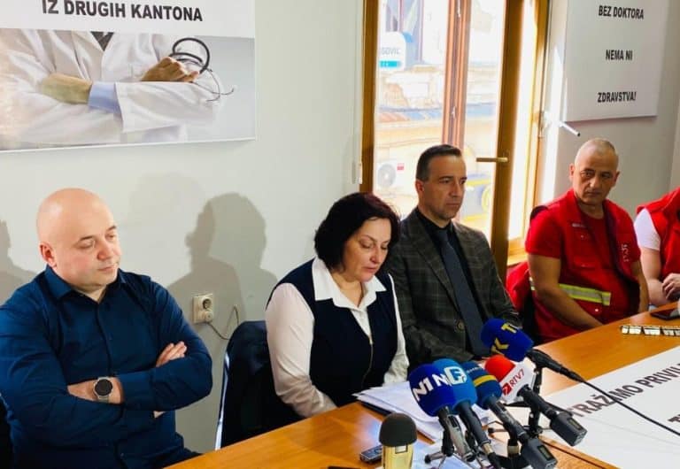 strukovni sindikat doktora medicine i stomatologije tk najavio proteste