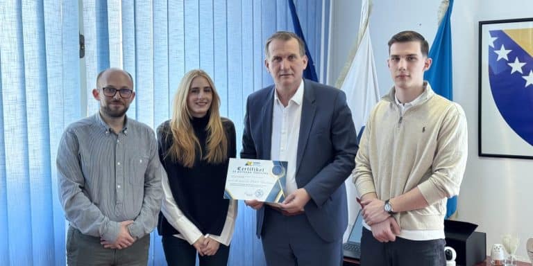 bohemsa i ukc tuzla potpisali memorandum o jacanju medjunarodne razmjene studenata