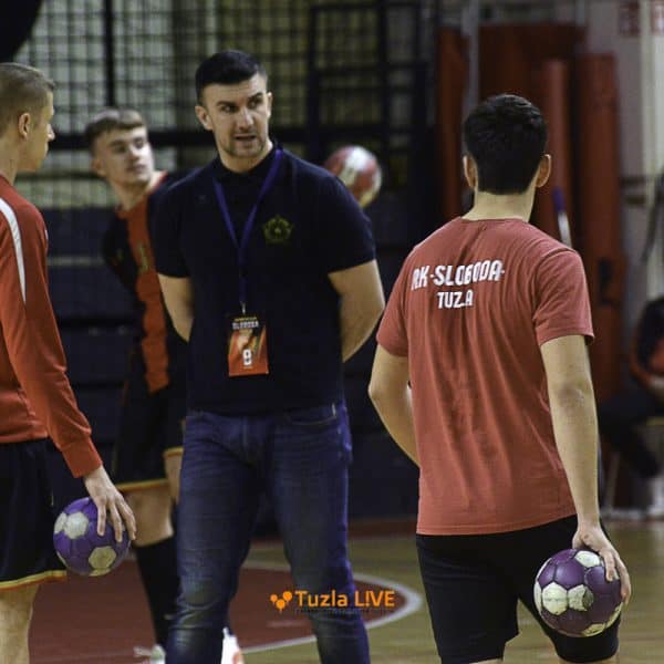 Rukometaši Slobode izgubili u Derventi, peti poraz ‘poletaraca’ u nizu