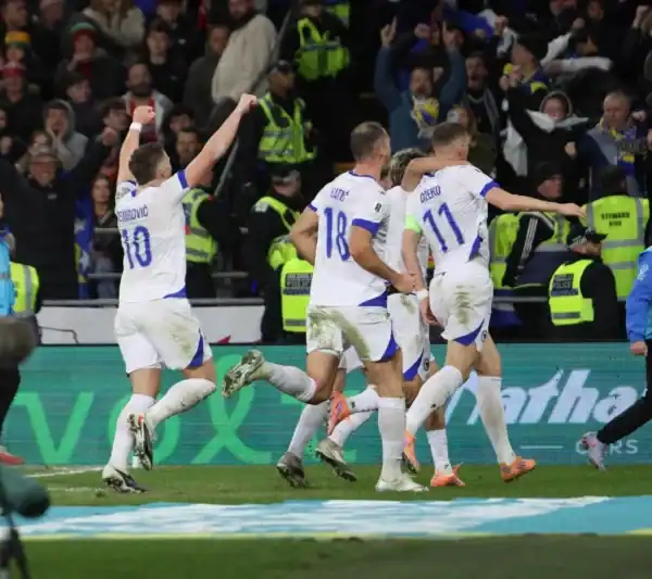 Drama za pamćenje: Zmajevi nakon penala srušili Vels i izborili finale s Italijom!