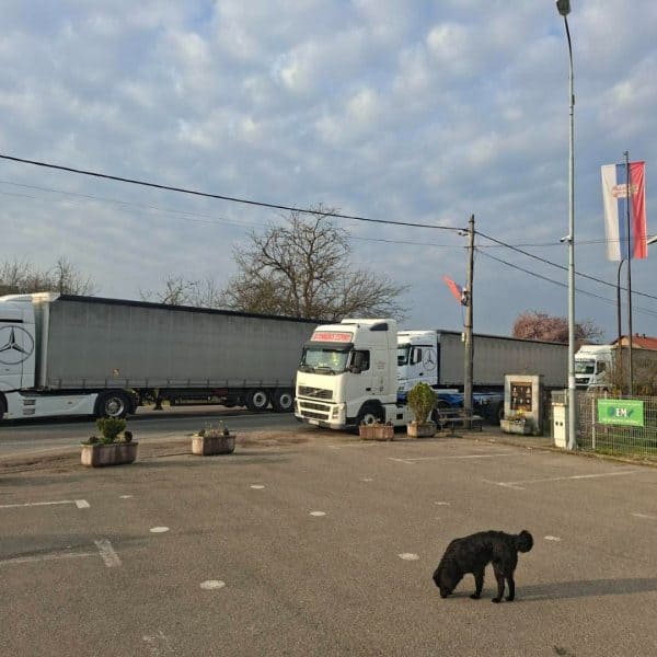Počela blokada granica, MUP RS evidentira prevoznike