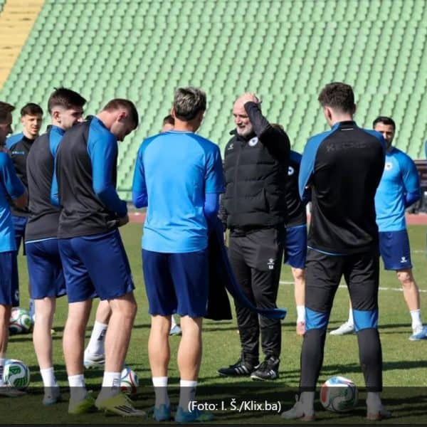 zmajevi su jureis u sarajevu odradili trenoing pred put za vels gdje se sutra sa domacinom satsaju u polufinalu baraza za sp