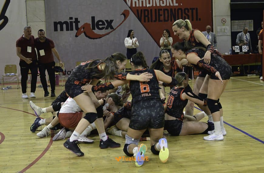 Odbojkašice Slobode u revanšu ‘pomele’ Vogošću i vratile se u Premijer ligu BiH! (Foto)