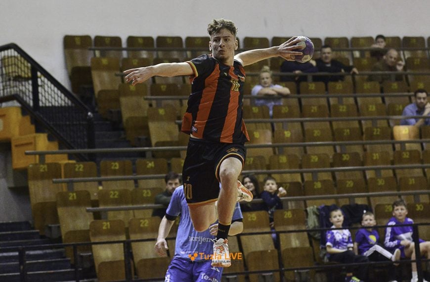 Prva pobjeda rukometaša Slobode u ovoj godini i plasman u 2. pretkolo Kupa BiH (Foto)