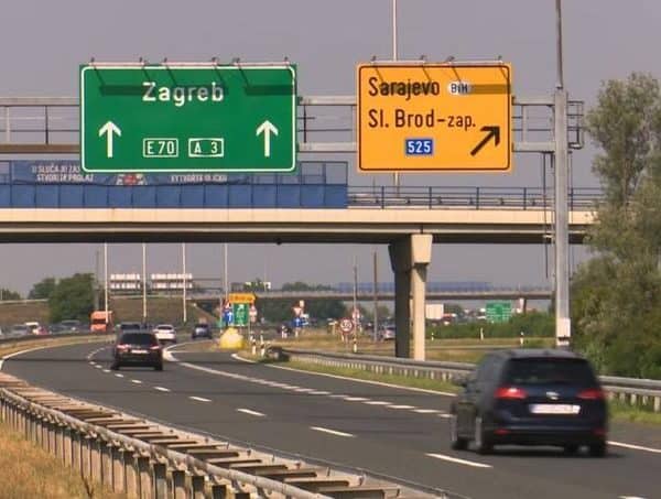 Autoput, Slavonski Brod, prebrza voznja