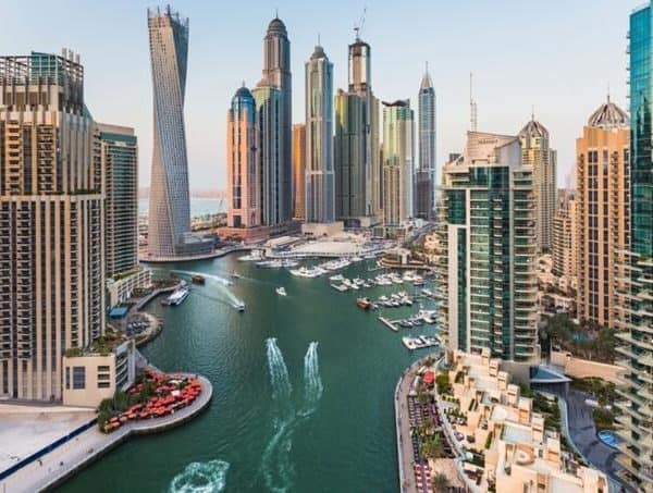 Dubai, kapital, Milano