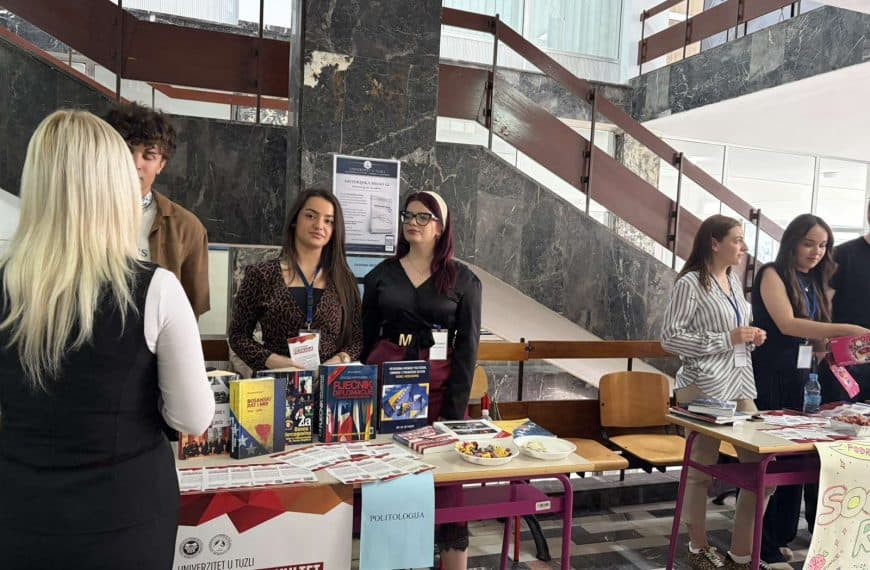 filozofski fakultet u tuzli uprilicio info dan za ucenike zavrsnih razreda srednjih skola
