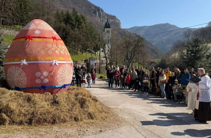 u kraljevoj sutjesci predstavljeno i blagoslovljeno najvece uskrsno jaje na balkanu