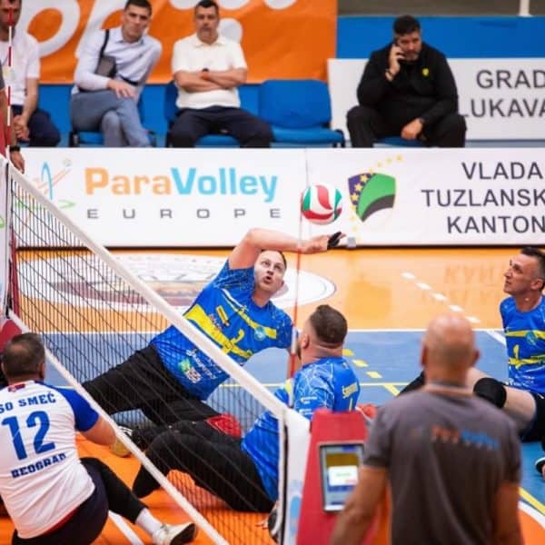 Otvorena Zlatna liga sjedeće odbojke u Lukavcu: Šest ekipa u borbi za plasman u Ligu prvaka