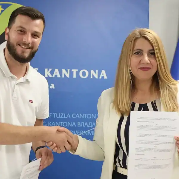 Predstavljeno idejno rješenje spomen obilježja Drugom korpusu Armije RBiH u Tuzli (Foto)