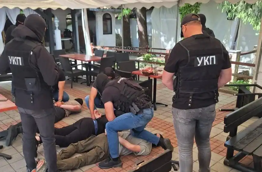 Akcija „Vatrogasac“: Uhapšene tri osobe zbog ilegalne trgovine oružjem