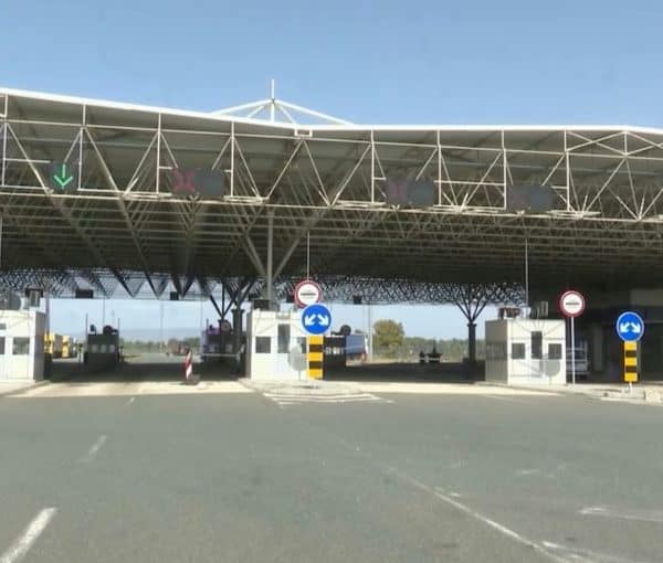 uio bih izdao saopstenje u kome navode da nije otvoren novi granicni prelaz u gradisci nego se stari prenosi na novi zbog urusavabja