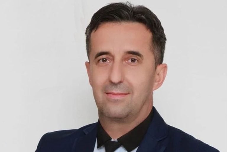 upravni odobor doma penzionera tuzla izabrao je mirsada mahmutbegpvica za novog direktora ove ustanove