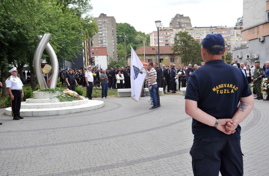 Obilježena godišnjica odbrane Tuzle, 15. maj ostaje simbol otpora (Foto)