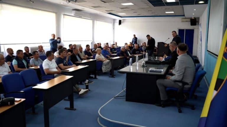 vlada tk i fudbalski savez tk pokrenuli sistematsku podsrsku klubovima iz ovog kanttona